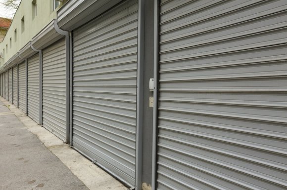 Création et fabrication de volets roulants pour professionnels à Chaponnay