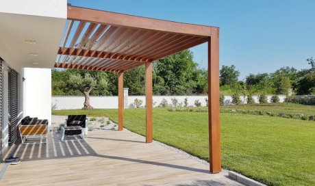 Quels sont les avantages d'une pergola bioclimatique ?